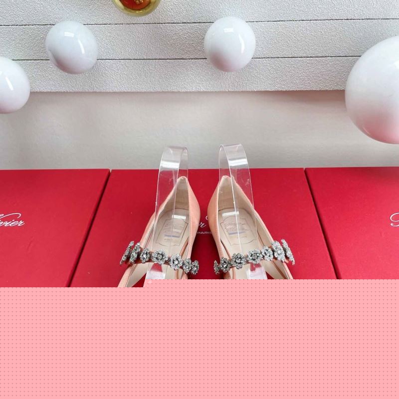 Roger Vivier flat shoes